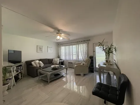 49 Mansfield B Boca Raton FL 33434