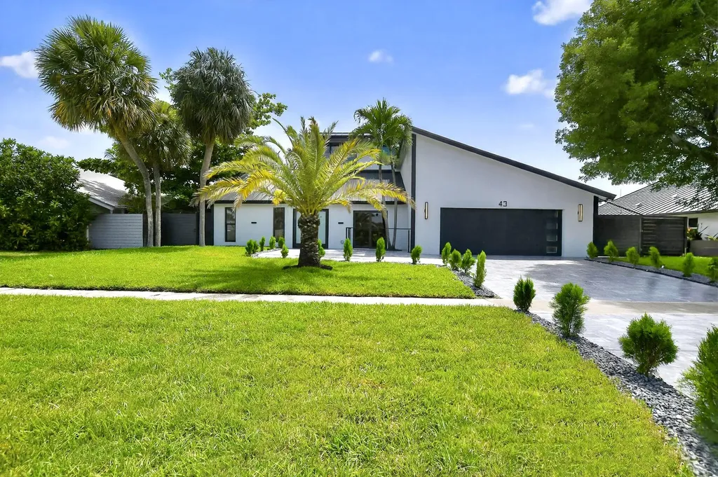 43 Oregon Lane Boca Raton FL 33487