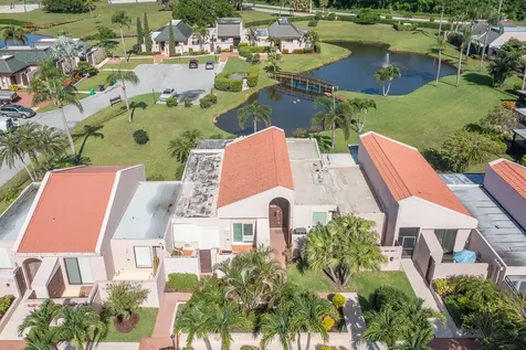 3320 Se Sandpiper Circle Port Saint Lucie FL 34952