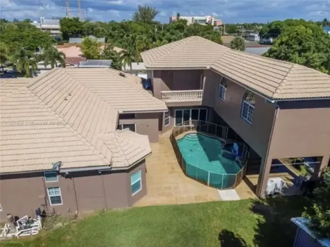 423 Ne 3rd Street Pompano Beach FL 33060