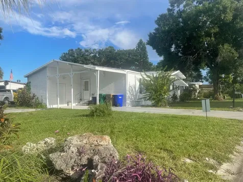 116 Ne 8th Avenue Okeechobee FL 34972