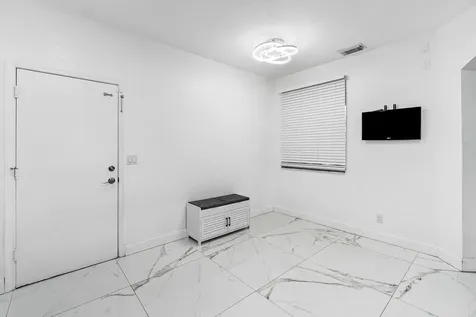 2196 Oakmont Drive Riviera Beach FL 33404