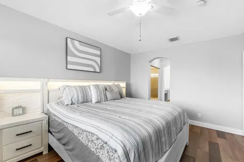 2196 Oakmont Drive Riviera Beach FL 33404