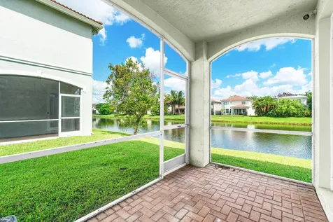 2196 Oakmont Drive Riviera Beach FL 33404