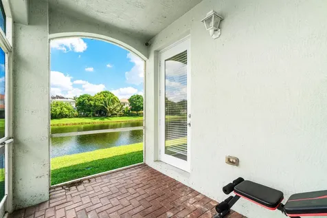 2196 Oakmont Drive Riviera Beach FL 33404