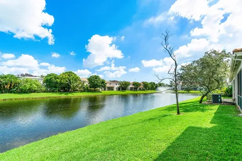 2196 Oakmont Drive Riviera Beach FL 33404