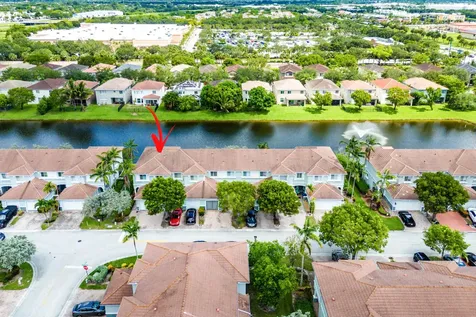 2196 Oakmont Drive Riviera Beach FL 33404