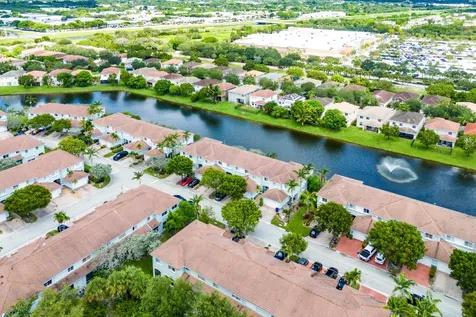 2196 Oakmont Drive Riviera Beach FL 33404