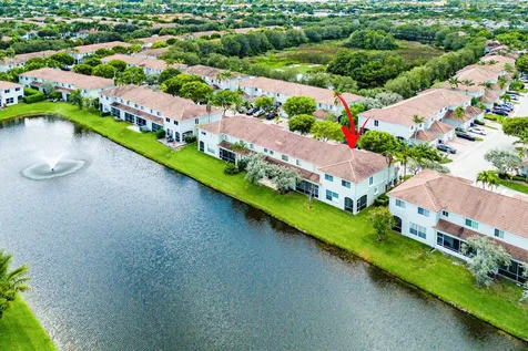 2196 Oakmont Drive Riviera Beach FL 33404