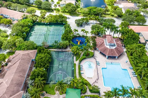 2196 Oakmont Drive Riviera Beach FL 33404