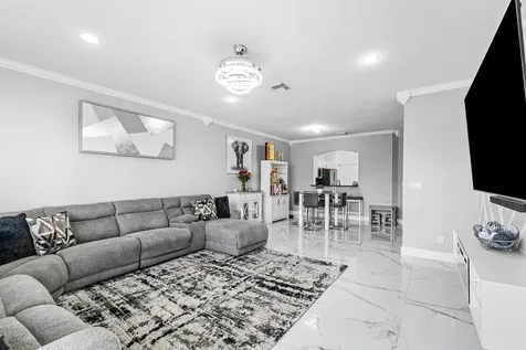 2196 Oakmont Drive Riviera Beach FL 33404