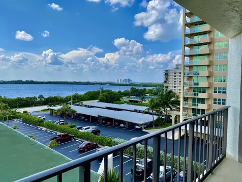 5420 N Ocean Drive Singer Island FL 33404