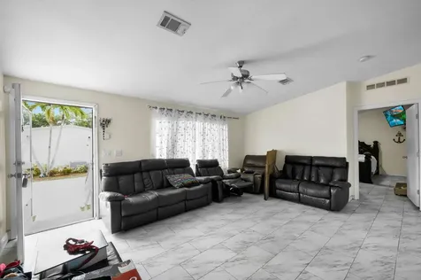148 Plantation Boulevard Lake Worth FL 33467