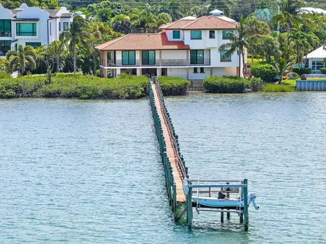 14 Herons Nest Sewalls Point FL 34996