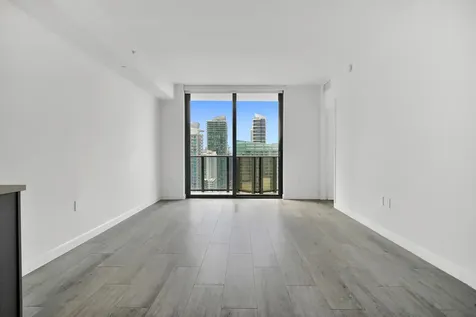 55 Sw 9th Street Miami FL 33130