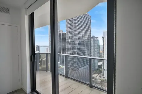 55 Sw 9th Street Miami FL 33130