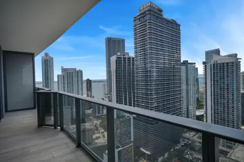 55 Sw 9th Street Miami FL 33130