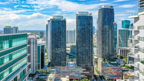 55 Sw 9th Street Miami FL 33130