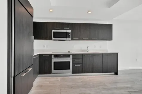 55 Sw 9th Street Miami FL 33130
