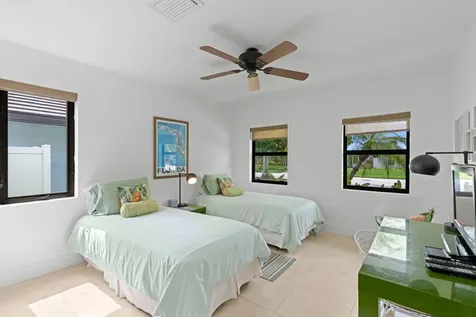 473 Oregon Lane Boca Raton FL 33487