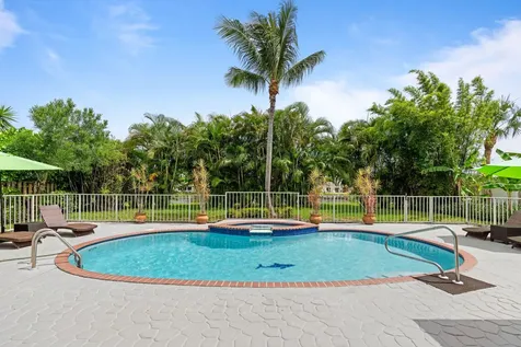 473 Oregon Lane Boca Raton FL 33487