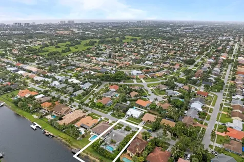 473 Oregon Lane Boca Raton FL 33487