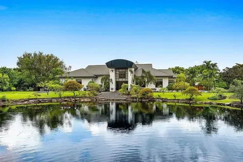 8549 Surrey Lane Boca Raton FL 33496