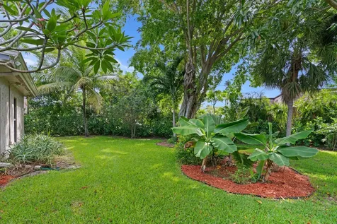 7980 Cloverfield Circle Boca Raton FL 33433