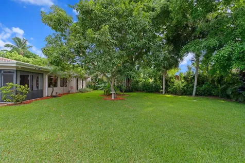 7980 Cloverfield Circle Boca Raton FL 33433