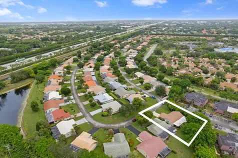 7980 Cloverfield Circle Boca Raton FL 33433