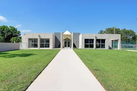 5884 Morningstar Circle Delray Beach FL 33484