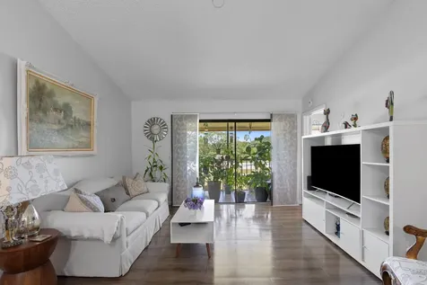 22100 Palms Way Boca Raton FL 33433