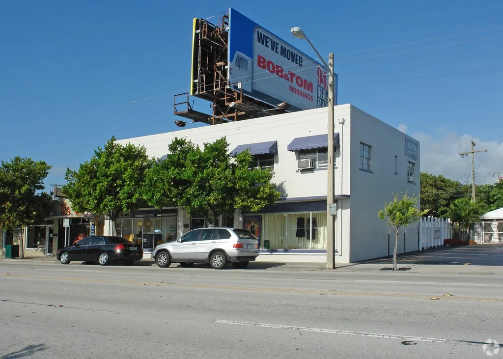 3621 S Dixie Highway West Palm Beach FL 33405