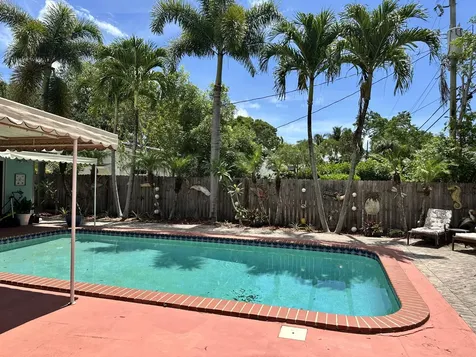842 Nw 6th Terrace Boca Raton FL 33486