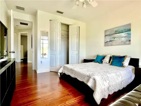 2001 Albany Terrace Vero Beach FL 32968