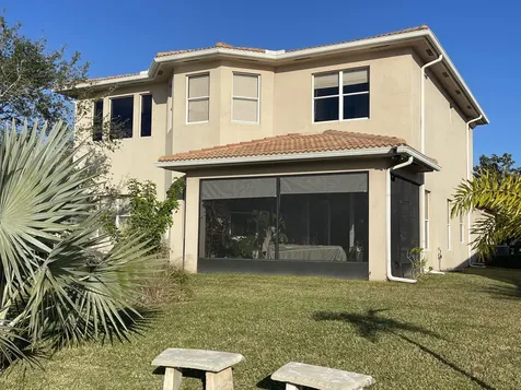 2001 Albany Terrace Vero Beach FL 32968