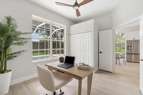 1082 Bedford Avenue Palm Beach Gardens FL 33403