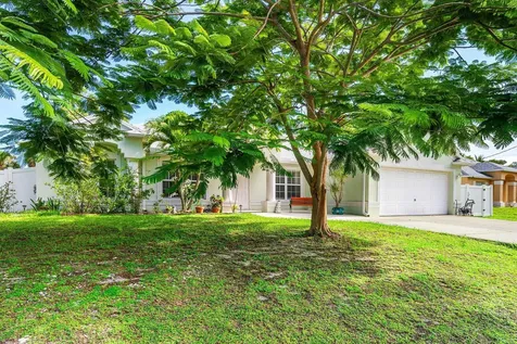 1629 Sw Fortune Road Port Saint Lucie FL 34953