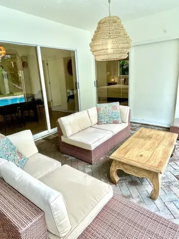 921 Nw 7th Street Boca Raton FL 33486