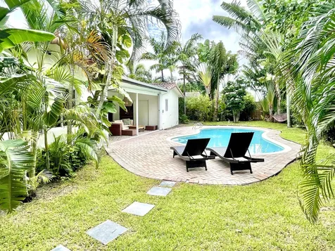 921 Nw 7th Street Boca Raton FL 33486