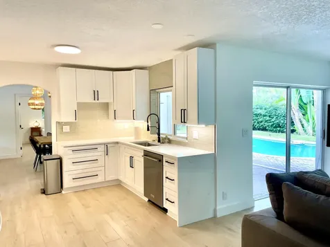 921 Nw 7th Street Boca Raton FL 33486