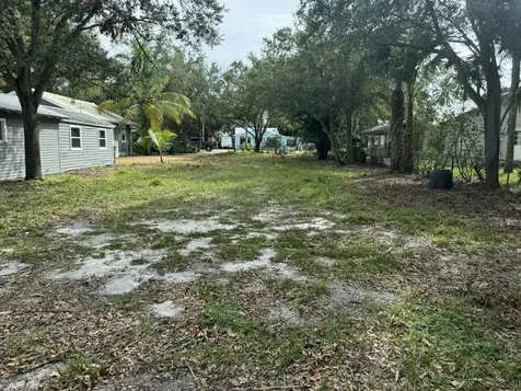 Lot 15 SW Halpatiokee Street Stuart FL 34994
