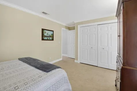 17401 Spring Tree Lane Boca Raton FL 33487