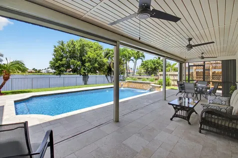 17401 Spring Tree Lane Boca Raton FL 33487