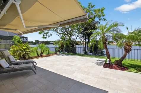 17401 Spring Tree Lane Boca Raton FL 33487