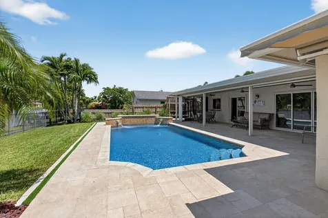 17401 Spring Tree Lane Boca Raton FL 33487
