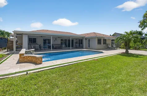 17401 Spring Tree Lane Boca Raton FL 33487