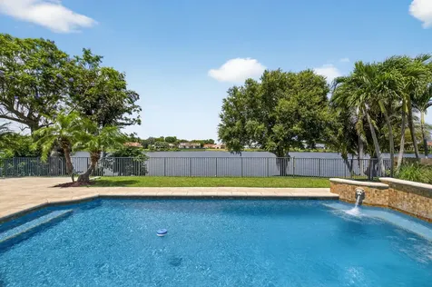 17401 Spring Tree Lane Boca Raton FL 33487