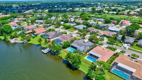 17401 Spring Tree Lane Boca Raton FL 33487