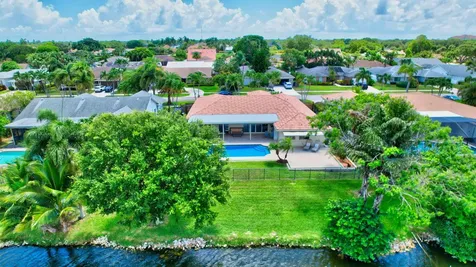 17401 Spring Tree Lane Boca Raton FL 33487